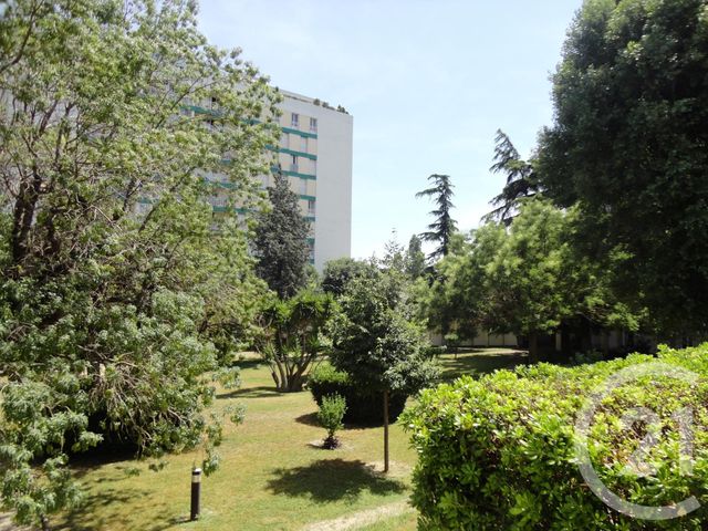 Afficher la photo en grand Appartement T3 à vendre - 3 pièces - 77,44 m2 - Marseille - 13013 - PROVENCE-ALPES-COTE-D-AZUR