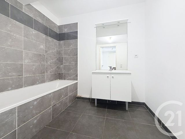 Appartement F4 &agrave; vendre - 4 pi&egrave;ces - 74,71 m2 - Marseille - 13013 - PROVENCE-ALPES-COTE-D-AZUR