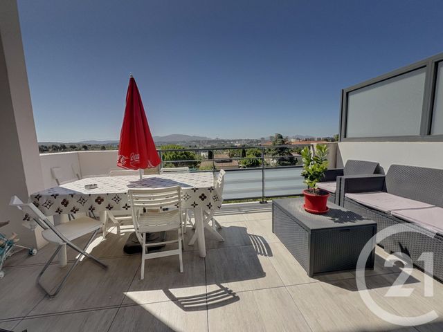Appartement F4 à vendre - 4 pièces - 74,71 m2 - Marseille - 13013 - PROVENCE-ALPES-COTE-D-AZUR