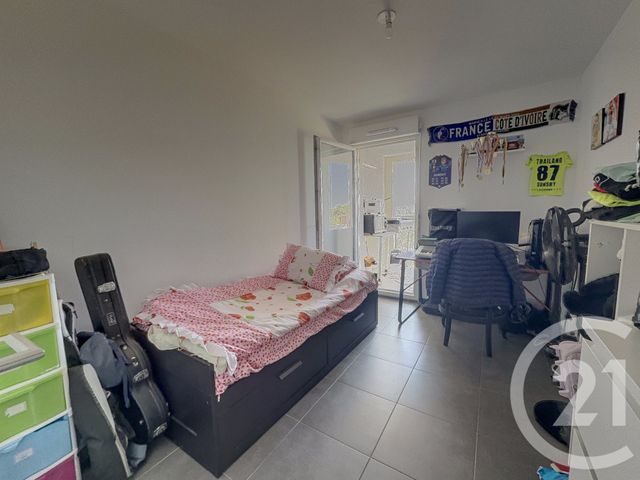 Appartement F4 à vendre - 4 pièces - 74,71 m2 - Marseille - 13013 - PROVENCE-ALPES-COTE-D-AZUR