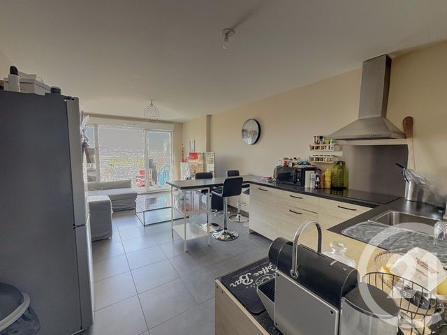 Appartement F4 à vendre - 4 pièces - 74,71 m2 - Marseille - 13013 - PROVENCE-ALPES-COTE-D-AZUR