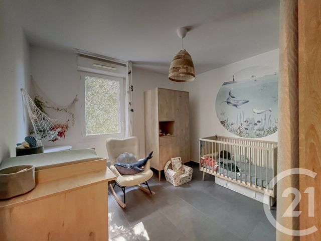 Afficher la photo en grand Appartement F3 à vendre - 3 pièces - 63,80 m2 - Marseille - 13013 - PROVENCE-ALPES-COTE-D-AZUR