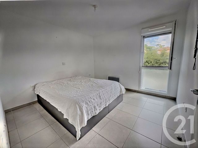 Appartement T4 à vendre - 4 pièces - 74,46 m2 - Marseille - 13013 - PROVENCE-ALPES-COTE-D-AZUR