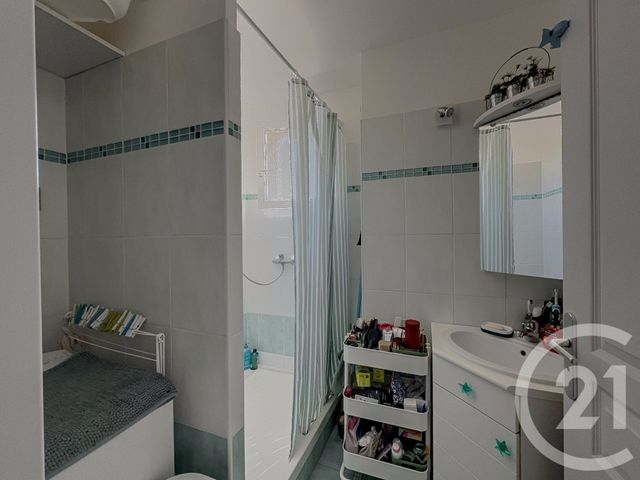 Appartement F3 à vendre - 3 pièces - 66,54 m2 - Marseille - 13013 - PROVENCE-ALPES-COTE-D-AZUR