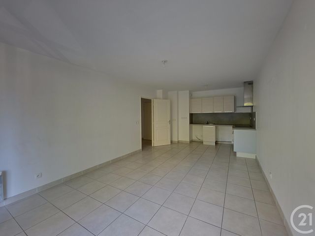 Afficher la photo en grand Appartement F3 à vendre - 3 pièces - 59 m2 - Marseille - 13011 - PROVENCE-ALPES-COTE-D-AZUR