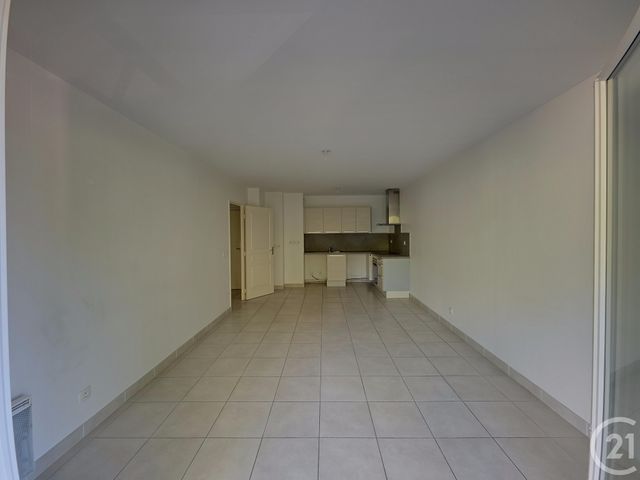 Afficher la photo en grand Appartement F3 à vendre - 3 pièces - 59 m2 - Marseille - 13011 - PROVENCE-ALPES-COTE-D-AZUR