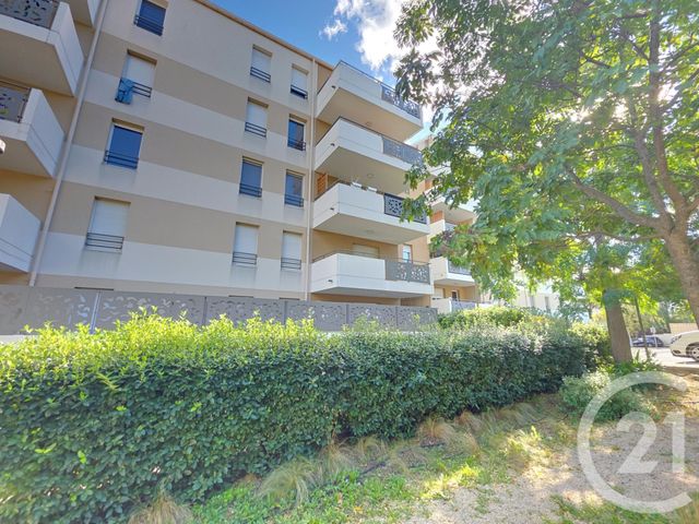 Afficher la photo en grand Appartement F3 à vendre - 3 pièces - 59 m2 - Marseille - 13011 - PROVENCE-ALPES-COTE-D-AZUR
