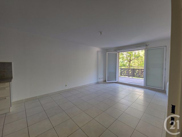 Afficher la photo en grand Appartement F3 à vendre - 3 pièces - 59 m2 - Marseille - 13011 - PROVENCE-ALPES-COTE-D-AZUR