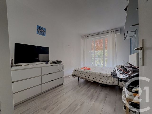 Appartement T4 à vendre - 4 pièces - 78,86 m2 - Marseille - 13013 - PROVENCE-ALPES-COTE-D-AZUR