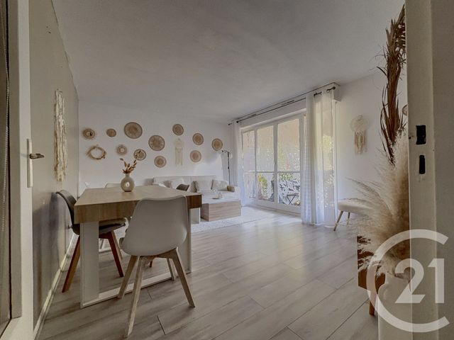 Appartement T4 à vendre - 4 pièces - 78,86 m2 - Marseille - 13013 - PROVENCE-ALPES-COTE-D-AZUR