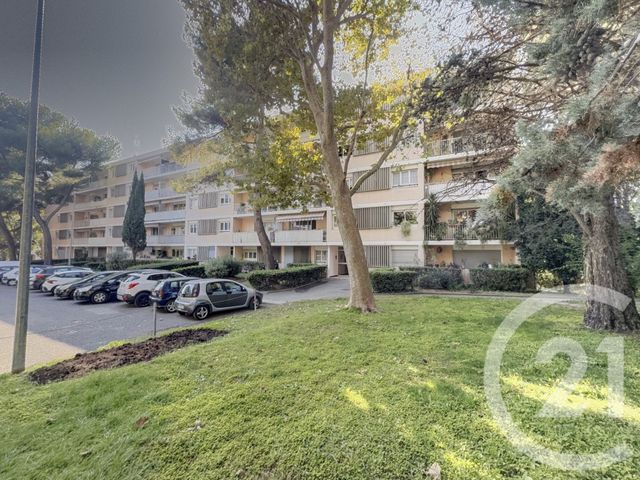 Appartement T4 à vendre - 4 pièces - 78,86 m2 - Marseille - 13013 - PROVENCE-ALPES-COTE-D-AZUR