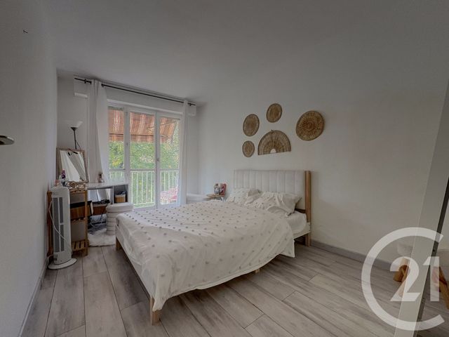 Appartement T4 à vendre - 4 pièces - 78,86 m2 - Marseille - 13013 - PROVENCE-ALPES-COTE-D-AZUR