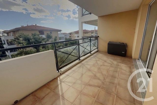 Appartement F3 à vendre - 3 pièces - 62,69 m2 - Marseille - 13013 - PROVENCE-ALPES-COTE-D-AZUR