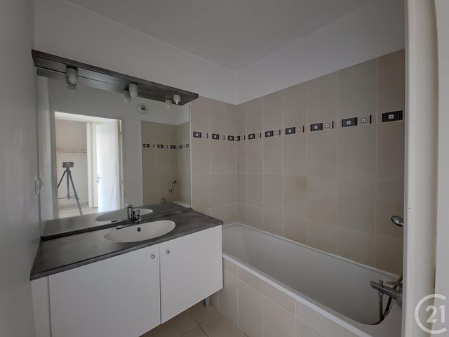 Appartement F3 &agrave; vendre - 3 pi&egrave;ces - 66,64 m2 - Marseille - 13004 - PROVENCE-ALPES-COTE-D-AZUR