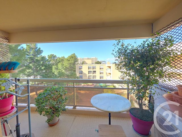 Appartement &agrave; vendre - 4 pi&egrave;ces - 98 m2 - Marseille - 13010 - PROVENCE-ALPES-COTE-D-AZUR