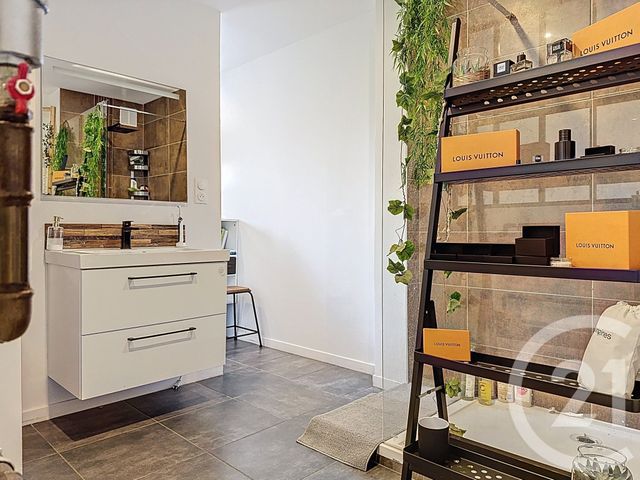 Appartement F4 &agrave; vendre - 4 pi&egrave;ces - 82,84 m2 - Allauch - 13 - PROVENCE-ALPES-COTE-D-AZUR