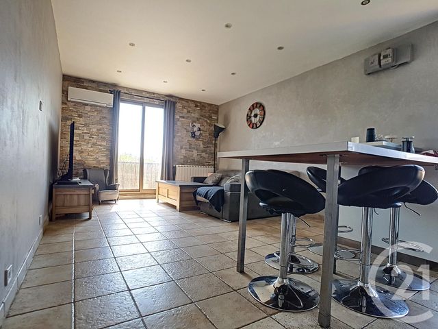 Afficher la photo en grand Appartement F3 à vendre - 3 pièces - 67,01 m2 - MARSEILLE - 13014 - PROVENCE-ALPES-COTE-D-AZUR