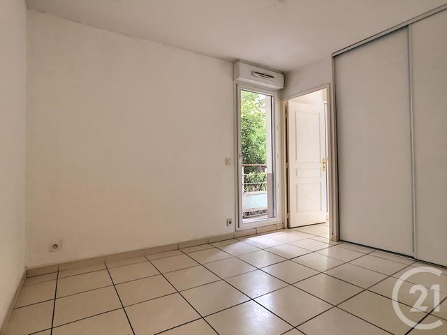 Afficher la photo en grand Appartement F2 à vendre - 2 pièces - 36,67 m2 - MARSEILLE - 13014 - PROVENCE-ALPES-COTE-D-AZUR