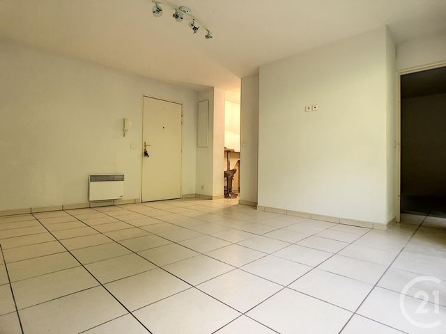 Afficher la photo en grand Appartement F2 à vendre - 2 pièces - 36,67 m2 - MARSEILLE - 13014 - PROVENCE-ALPES-COTE-D-AZUR