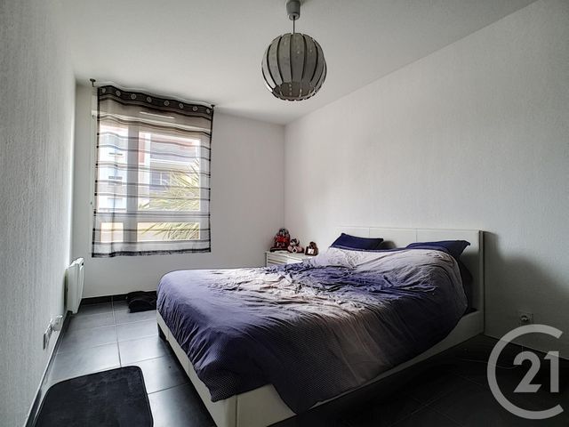 Afficher la photo en grand Appartement F3 à vendre - 3 pièces - 56,21 m2 - MARSEILLE - 13013 - PROVENCE-ALPES-COTE-D-AZUR