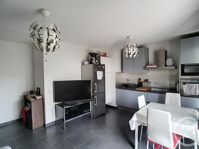 Afficher la photo en grand Appartement F3 à vendre - 3 pièces - 56,21 m2 - MARSEILLE - 13013 - PROVENCE-ALPES-COTE-D-AZUR