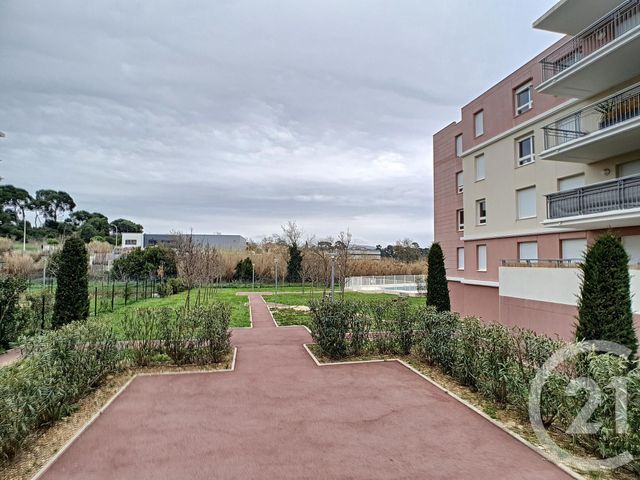 Afficher la photo en grand Appartement F3 à vendre - 3 pièces - 56,21 m2 - MARSEILLE - 13013 - PROVENCE-ALPES-COTE-D-AZUR
