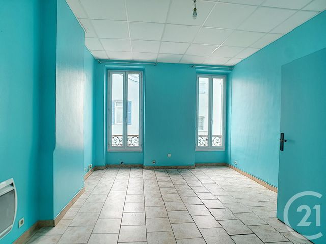 Afficher la photo en grand Appartement F2 à vendre - 2 pièces - 42 m2 - MARSEILLE - 13013 - PROVENCE-ALPES-COTE-D-AZUR