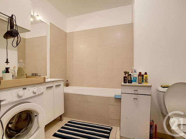 Afficher la photo en grand Appartement F2 à vendre - 2 pièces - 35,82 m2 - MARSEILLE - 13013 - PROVENCE-ALPES-COTE-D-AZUR