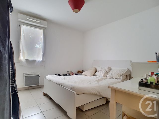 Afficher la photo en grand Appartement F2 à vendre - 2 pièces - 35,82 m2 - MARSEILLE - 13013 - PROVENCE-ALPES-COTE-D-AZUR