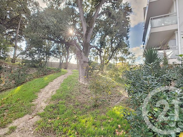 Afficher la photo en grand Appartement F2 à vendre - 2 pièces - 35,82 m2 - MARSEILLE - 13013 - PROVENCE-ALPES-COTE-D-AZUR
