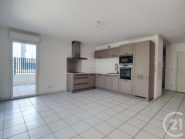 Afficher la photo en grand Appartement F3 à vendre - 3 pièces - 59,66 m2 - MARSEILLE - 13013 - PROVENCE-ALPES-COTE-D-AZUR