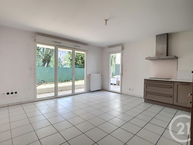 Afficher la photo en grand Appartement F3 à vendre - 3 pièces - 59,66 m2 - MARSEILLE - 13013 - PROVENCE-ALPES-COTE-D-AZUR