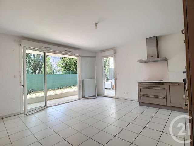Afficher la photo en grand Appartement F3 à vendre - 3 pièces - 59,66 m2 - MARSEILLE - 13013 - PROVENCE-ALPES-COTE-D-AZUR