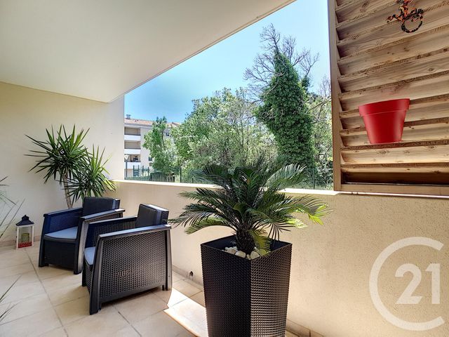 Afficher la photo en grand Appartement F2 à vendre - 2 pièces - 36,87 m2 - MARSEILLE - 13013 - PROVENCE-ALPES-COTE-D-AZUR