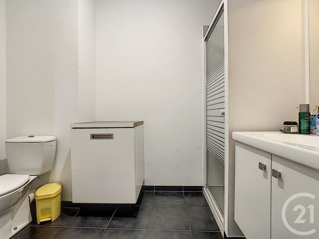 Afficher la photo en grand Appartement F2 à vendre - 2 pièces - 44,23 m2 - MARSEILLE - 13013 - PROVENCE-ALPES-COTE-D-AZUR
