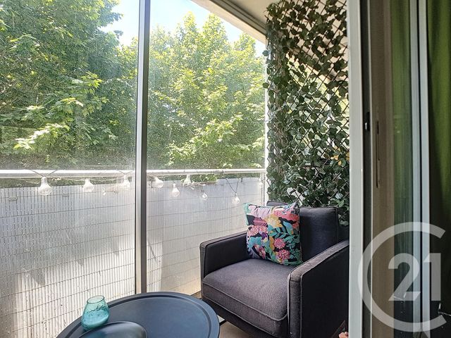 Afficher la photo en grand Appartement T5 à vendre - 5 pièces - 94,99 m2 - MARSEILLE - 13013 - PROVENCE-ALPES-COTE-D-AZUR