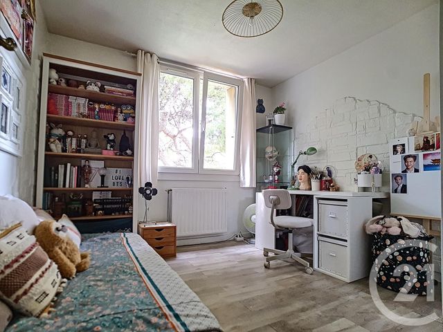 Afficher la photo en grand Appartement F3 à vendre - 3 pièces - 60,76 m2 - MARSEILLE - 13013 - PROVENCE-ALPES-COTE-D-AZUR