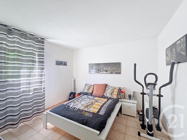 Appartement F3 à vendre - 3 pièces - 68,58 m2 - Marseille - 13013 - PROVENCE-ALPES-COTE-D-AZUR