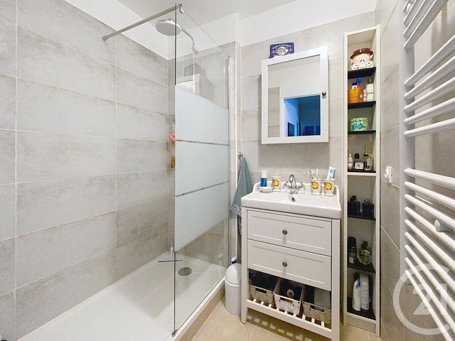 Appartement F3 à vendre - 3 pièces - 65,20 m2 - Marseille - 13013 - PROVENCE-ALPES-COTE-D-AZUR