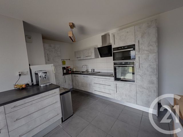 Appartement T4 à vendre - 4 pièces - 80,57 m2 - Marseille - 13013 - PROVENCE-ALPES-COTE-D-AZUR