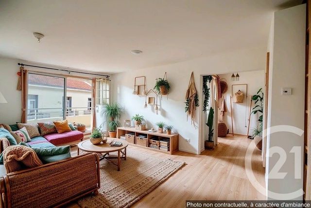 Afficher la photo en grand Appartement T3 à vendre - 3 pièces - 64,69 m2 - Marseille - 13005 - PROVENCE-ALPES-COTE-D-AZUR