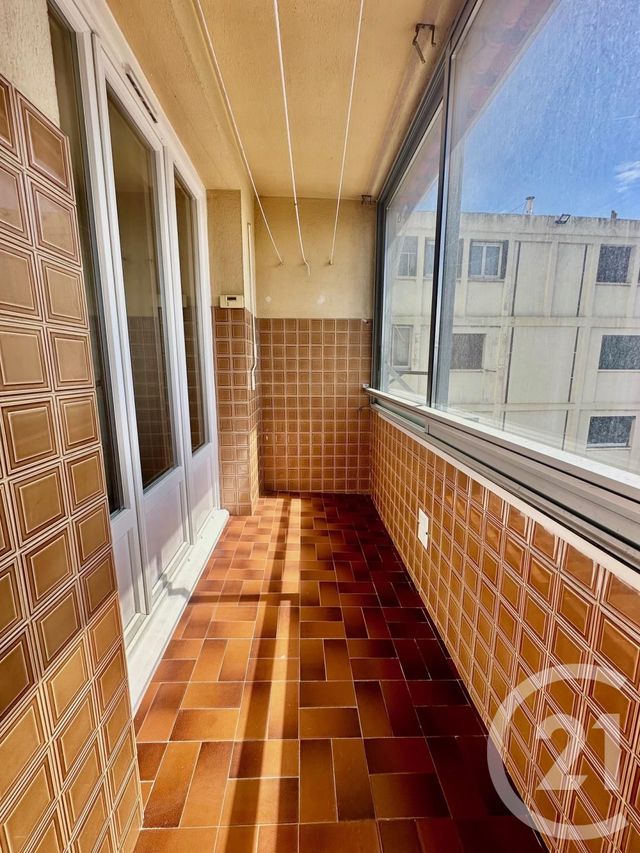 Appartement à louer - 3 pièces - 56,21 m2 - Marseille - 13014 - PROVENCE-ALPES-COTE-D-AZUR