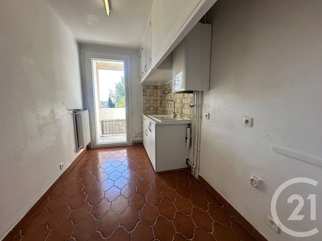 Appartement T3 à louer - 3 pièces - 61 m2 - Marseille - 13013 - PROVENCE-ALPES-COTE-D-AZUR