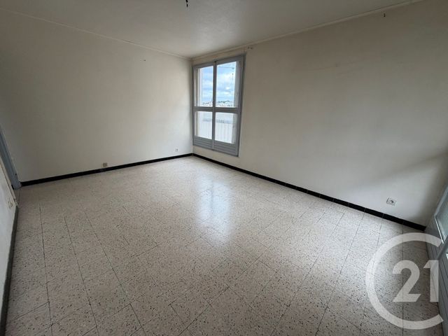 Appartement T2 à louer - 2 pièces - 44,67 m2 - Marseille - 13013 - PROVENCE-ALPES-COTE-D-AZUR