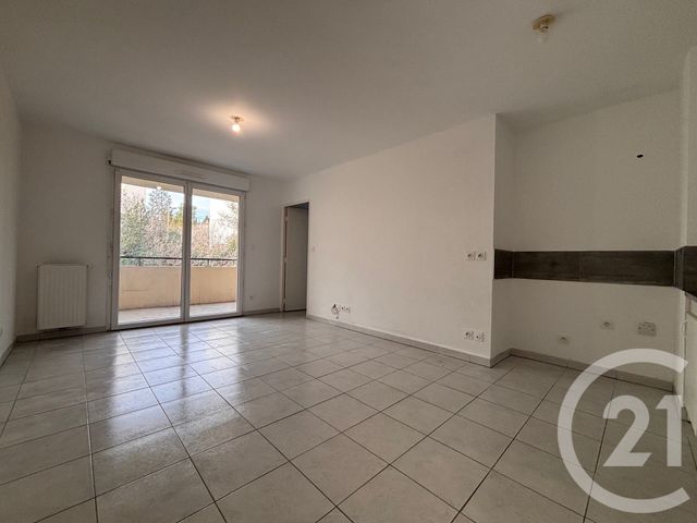 Appartement F2 &agrave; louer - 2 pi&egrave;ces - 44,70 m2 - Marseille - 13013 - PROVENCE-ALPES-COTE-D-AZUR