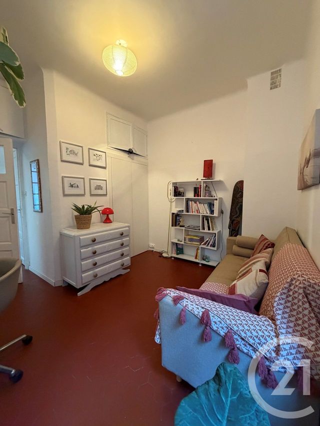 Appartement T3 &agrave; louer - 3 pi&egrave;ces - 67,80 m2 - Marseille - 13007 - PROVENCE-ALPES-COTE-D-AZUR