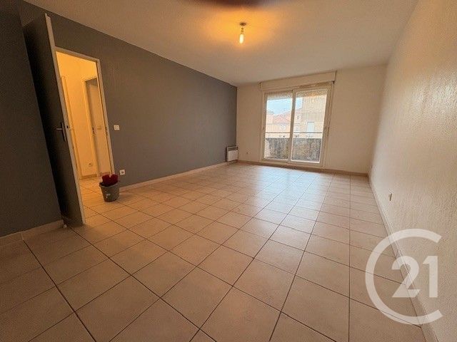 Appartement T2 &agrave; louer - 2 pi&egrave;ces - 48,44 m2 - Marseille - 13008 - PROVENCE-ALPES-COTE-D-AZUR