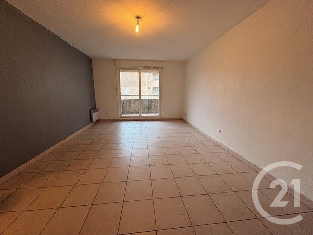 Appartement T2 &agrave; louer - 2 pi&egrave;ces - 48,44 m2 - Marseille - 13008 - PROVENCE-ALPES-COTE-D-AZUR