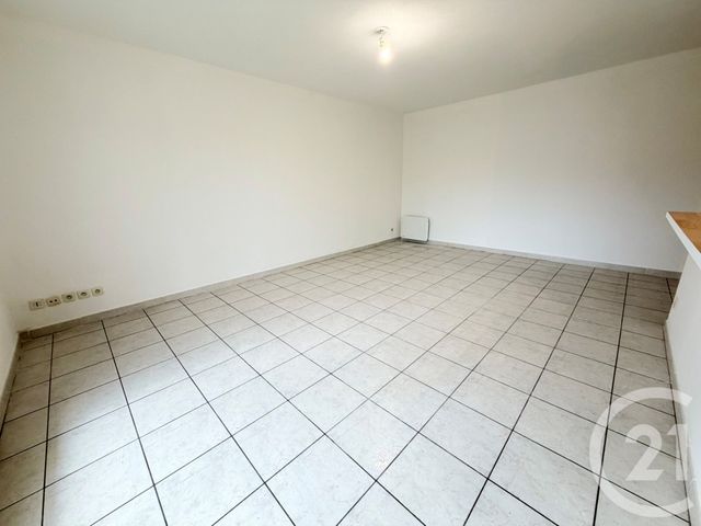 Appartement &agrave; louer - 3 pi&egrave;ces - 60,23 m2 - Marseille - 13010 - PROVENCE-ALPES-COTE-D-AZUR