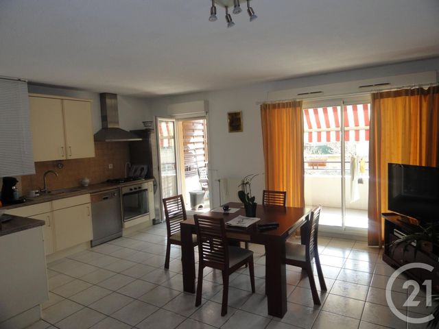 Appartement T2 &agrave; louer - 2 pi&egrave;ces - 53,12 m2 - Marseille - 13013 - PROVENCE-ALPES-COTE-D-AZUR
